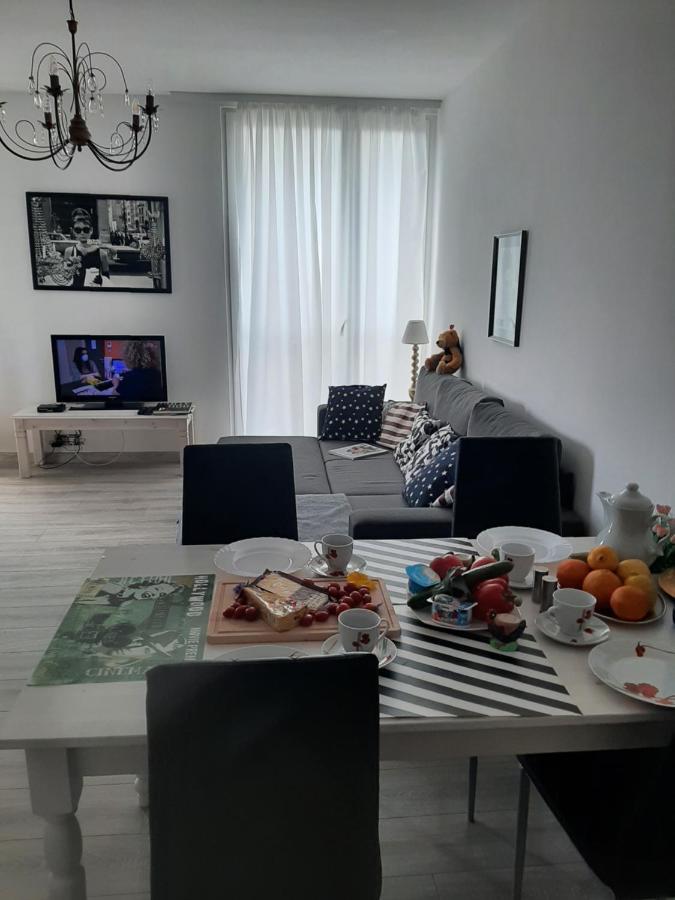 Hollywood Apartament Kosciuszki Łódź Buitenkant foto